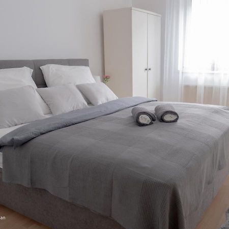 Central Apartman, Belvaros Lakas Кескемет Екстериор снимка