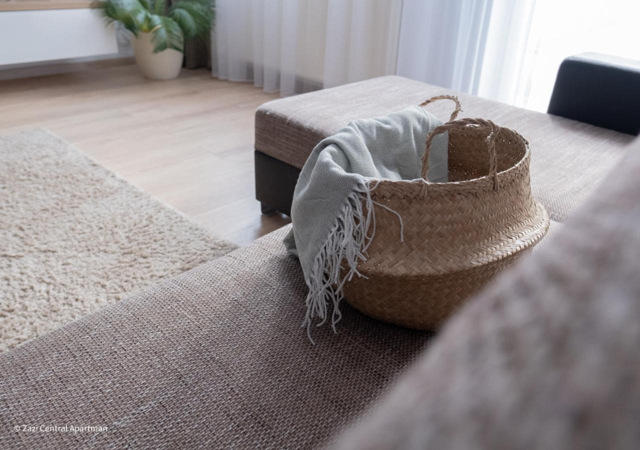 Central Apartman, Belvaros Lakas Кескемет Екстериор снимка