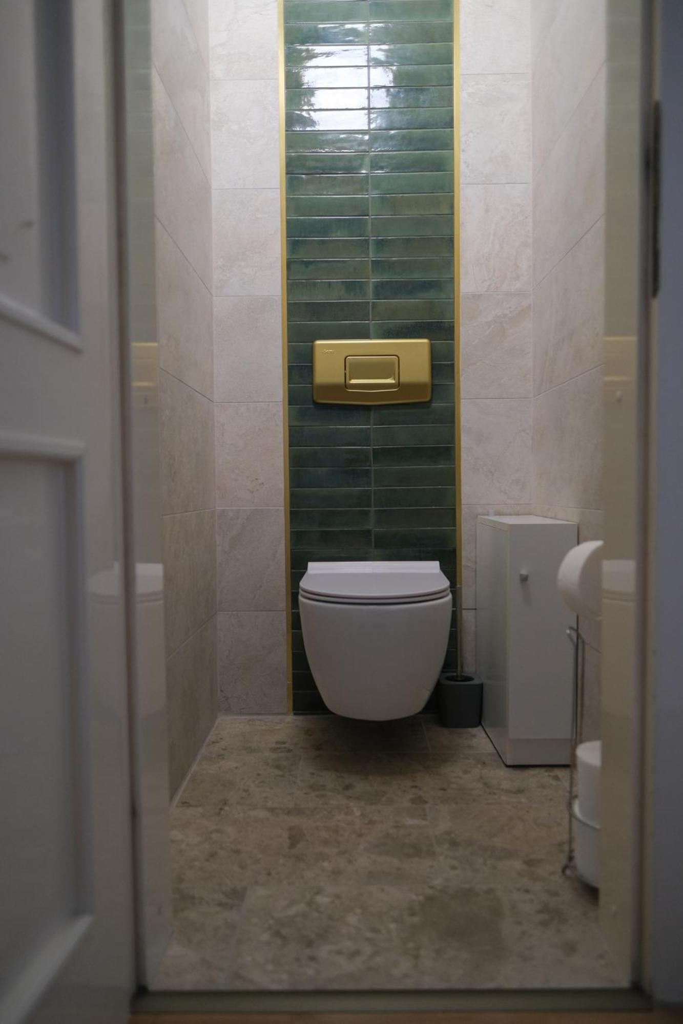 Central Apartman, Belvaros Lakas Кескемет Екстериор снимка